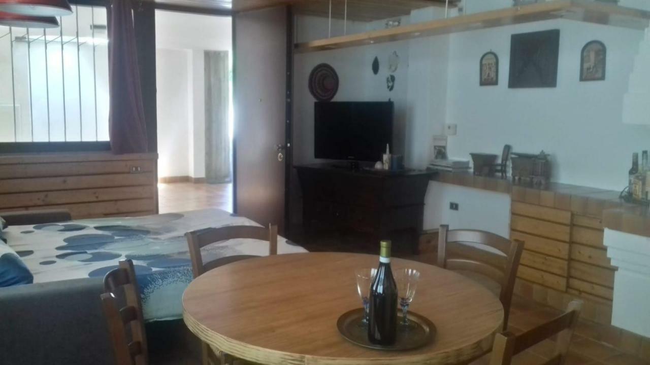 Appartement Monolocale Autonomo San Cassiano à Alba  Extérieur photo
